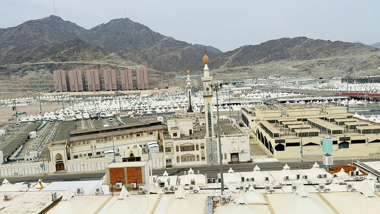 distance from Makkah to Madinah