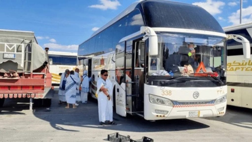 Makkah to Madinah Bus